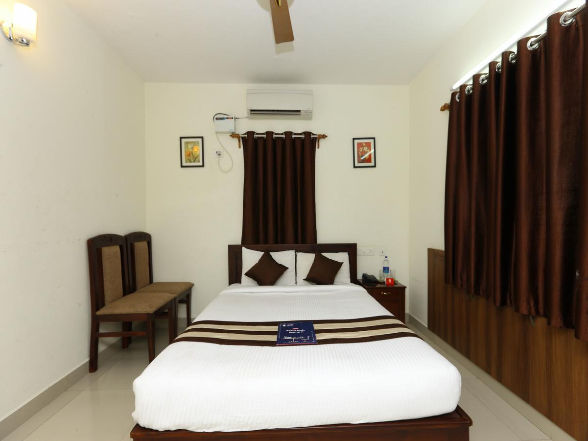 Hotel Oyo 6339 Preetham Nivas 3*