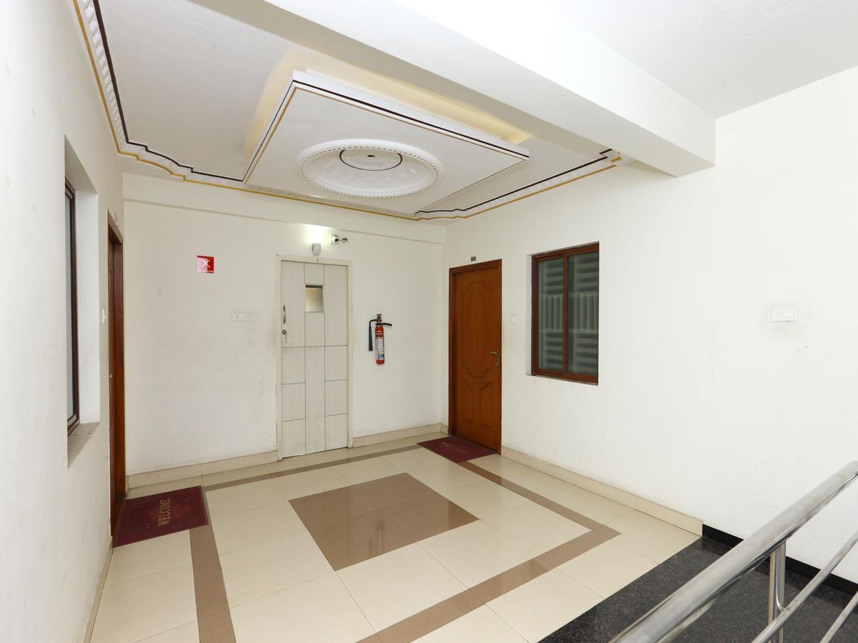 Hotel Oyo 6339 Preetham Nivas 3*